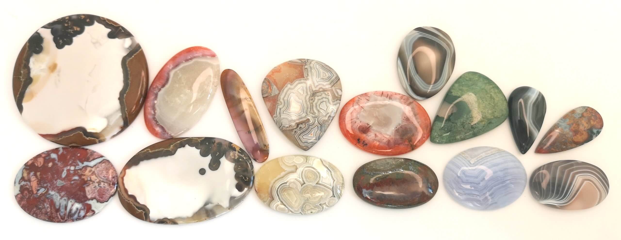 agates healing crystals scaled