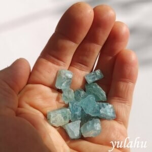 Aquamarine raw crystals