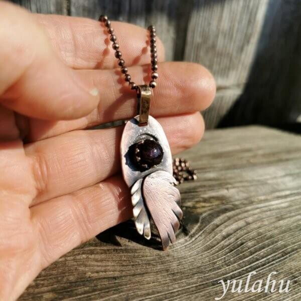 Little Star Ruby Saphire pendant with wings3