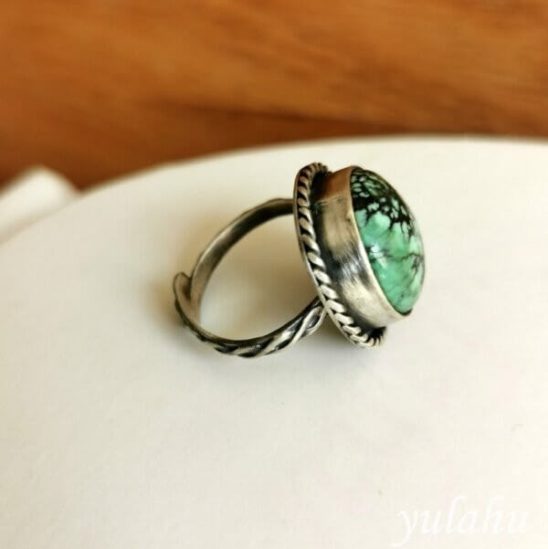 round silver turquoise ring 3