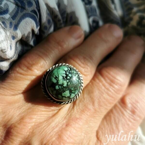 round silver turquoise ring 7